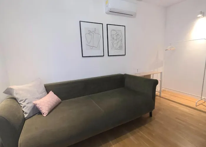 Private Seaside Room-walk To Downtown * スプリト