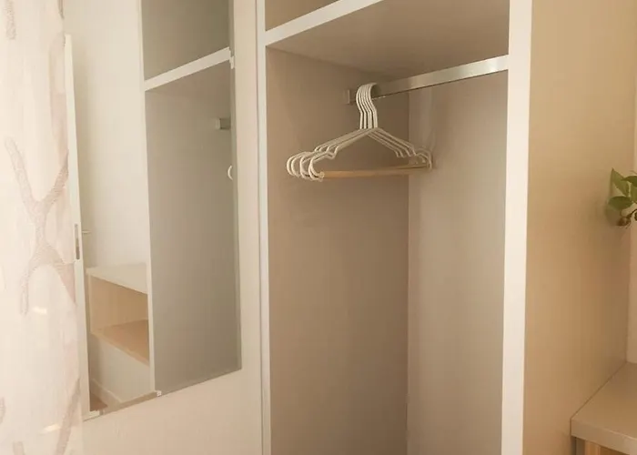 Appartement Private Seaside Room-walk To Downtown *