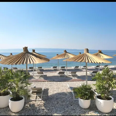 Daire Private Seaside Room-walk To Downtown Split